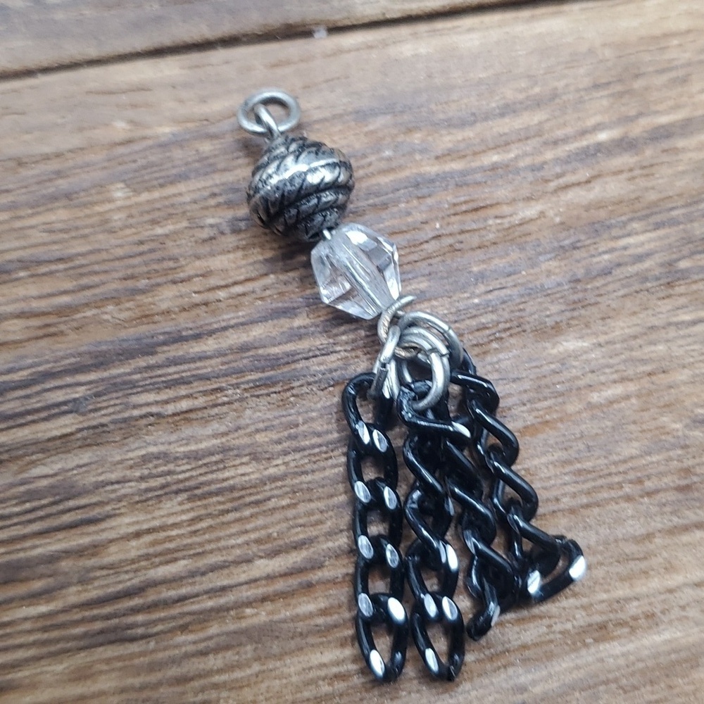 Edwardian Pendant dungeon‎ tassel